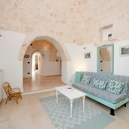 Trullo Paleo Villa